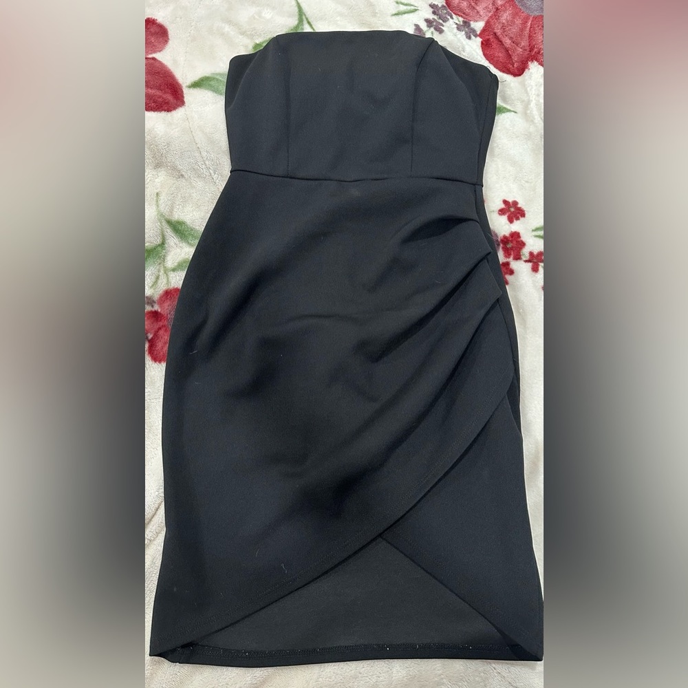 Size small, very good condition,color black